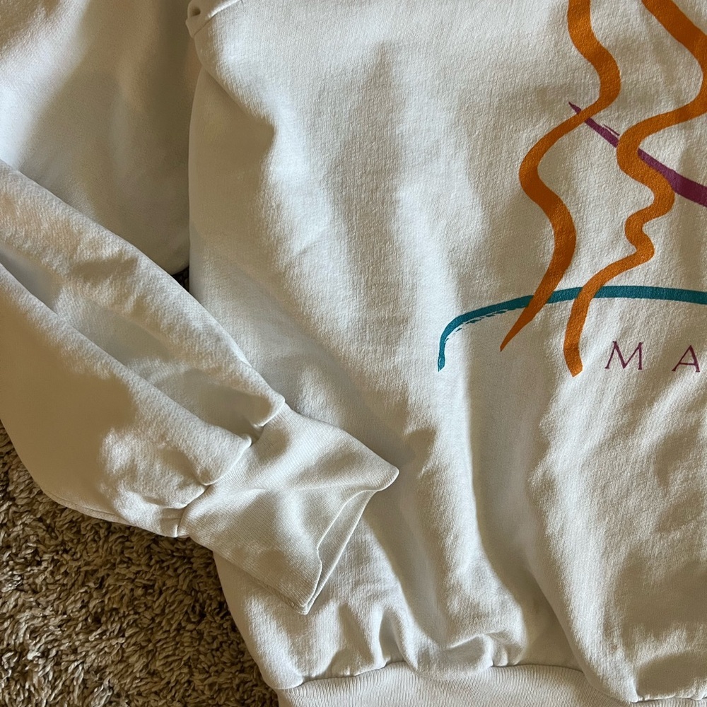 Mary Kay Graphic Sweatshirt vintage size medium - Picture 3 of 9